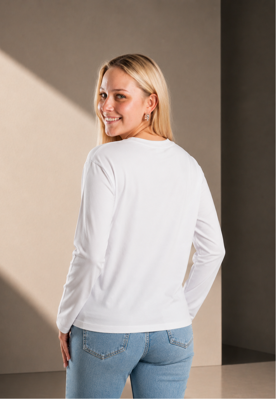 Women's Long Sleeve T-Shirt – White - Pink Logo